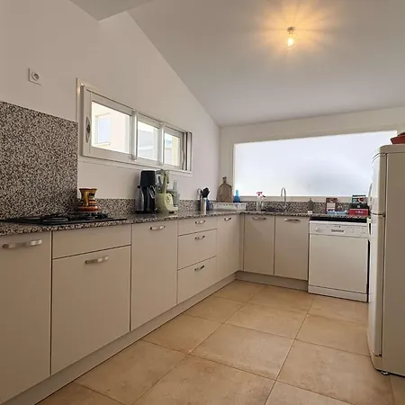 Maison 4 Pièces - 6 Couchages Sur Bn000-061